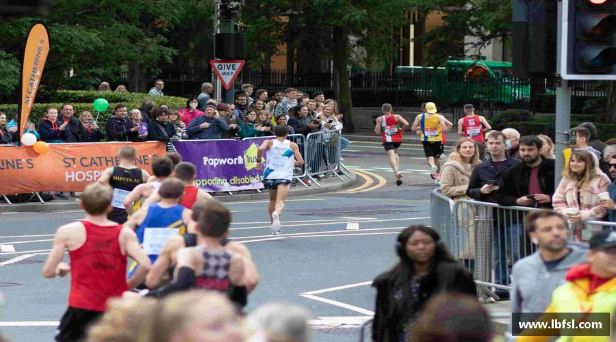 米兰官网登录入口燃烧激情，追逐胜利